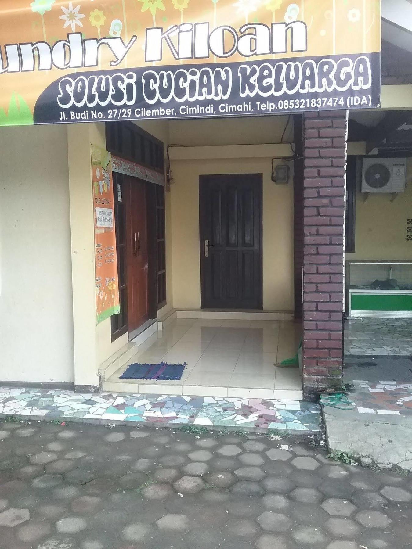 Budi House & Food Station Bandung Exteriör bild